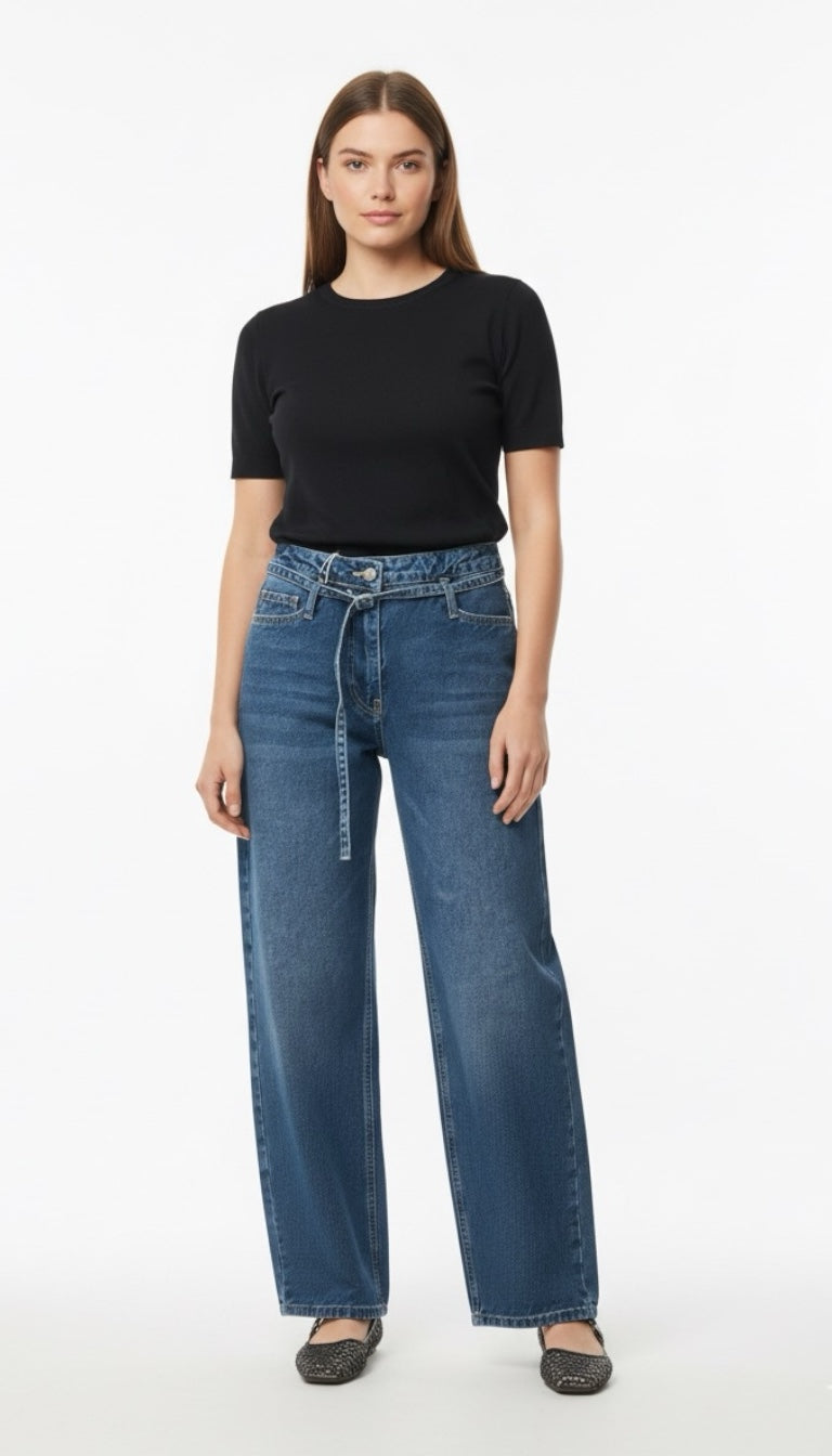 High-Waist Belted Wide-Leg Jeans