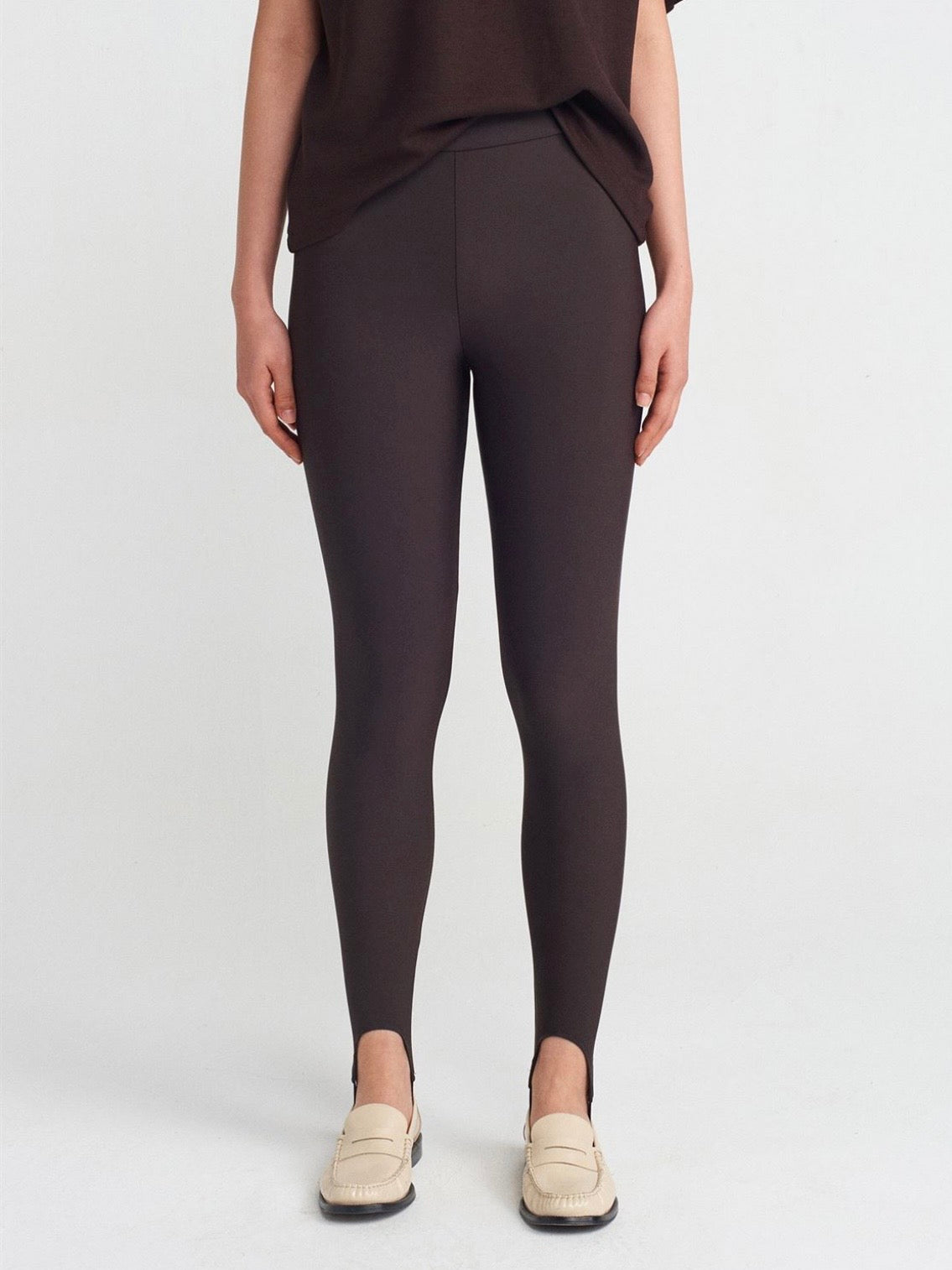 Sculpt Stirrup Leggings – Espresso/Noir