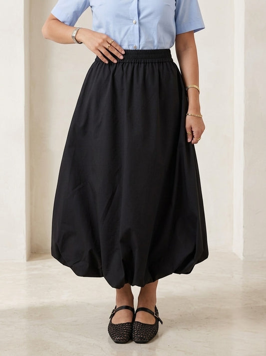 Matte Bubble Maxi Skirt – Black