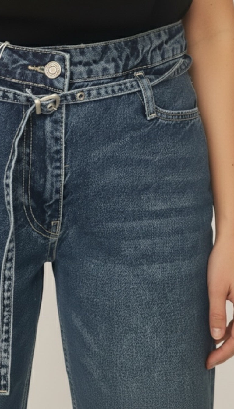High-Waist Belted Wide-Leg Jeans