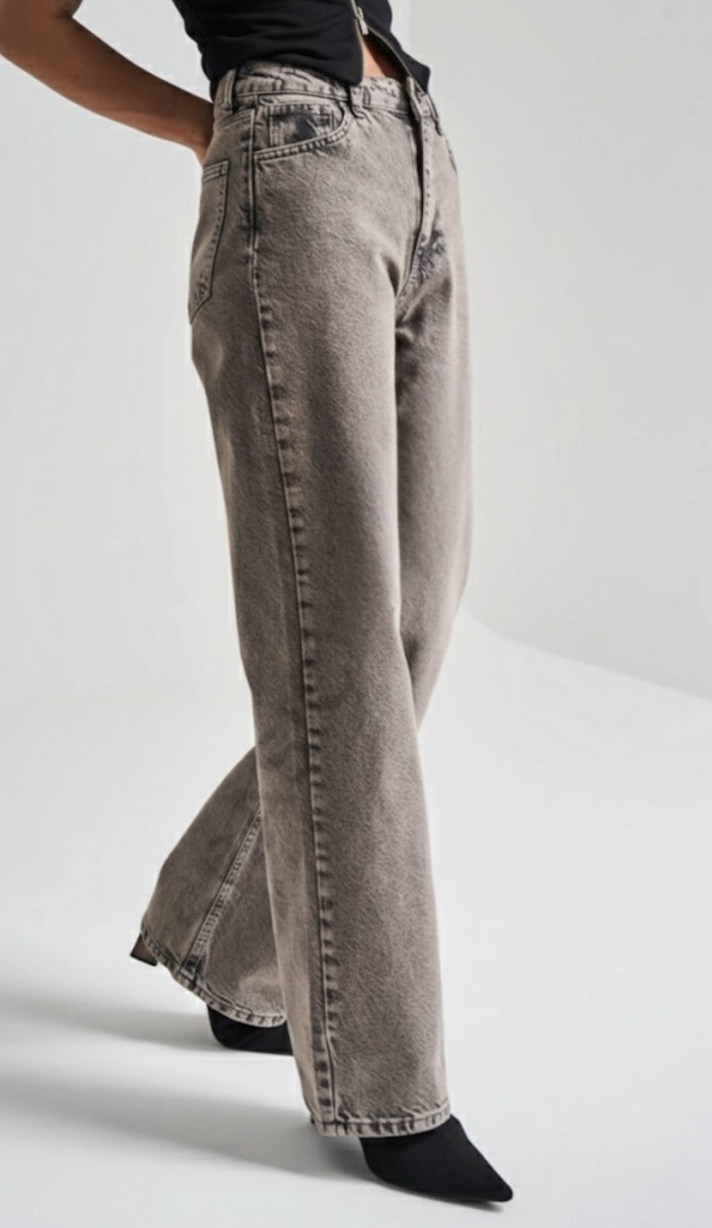 The Greige Straight Jeans
