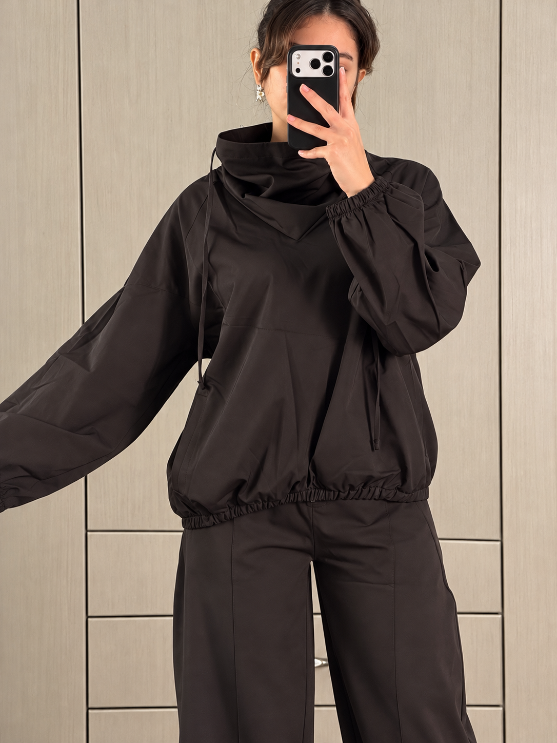 THE HALO COLLAR TOP