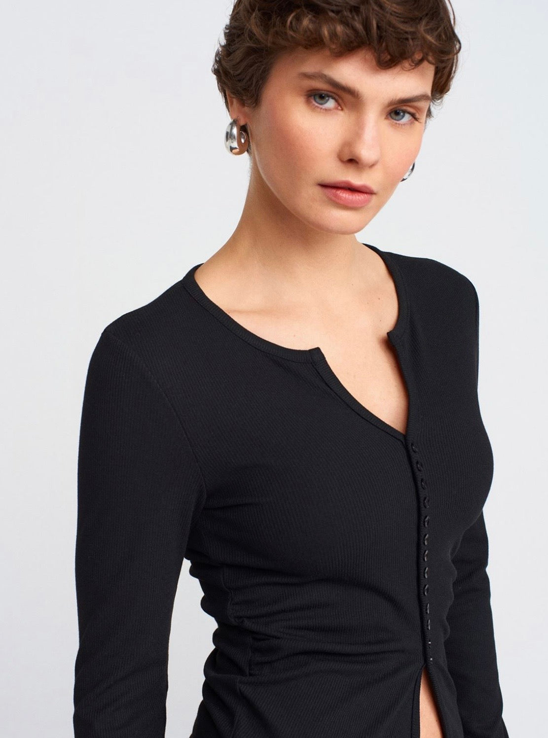 The Line Button Top