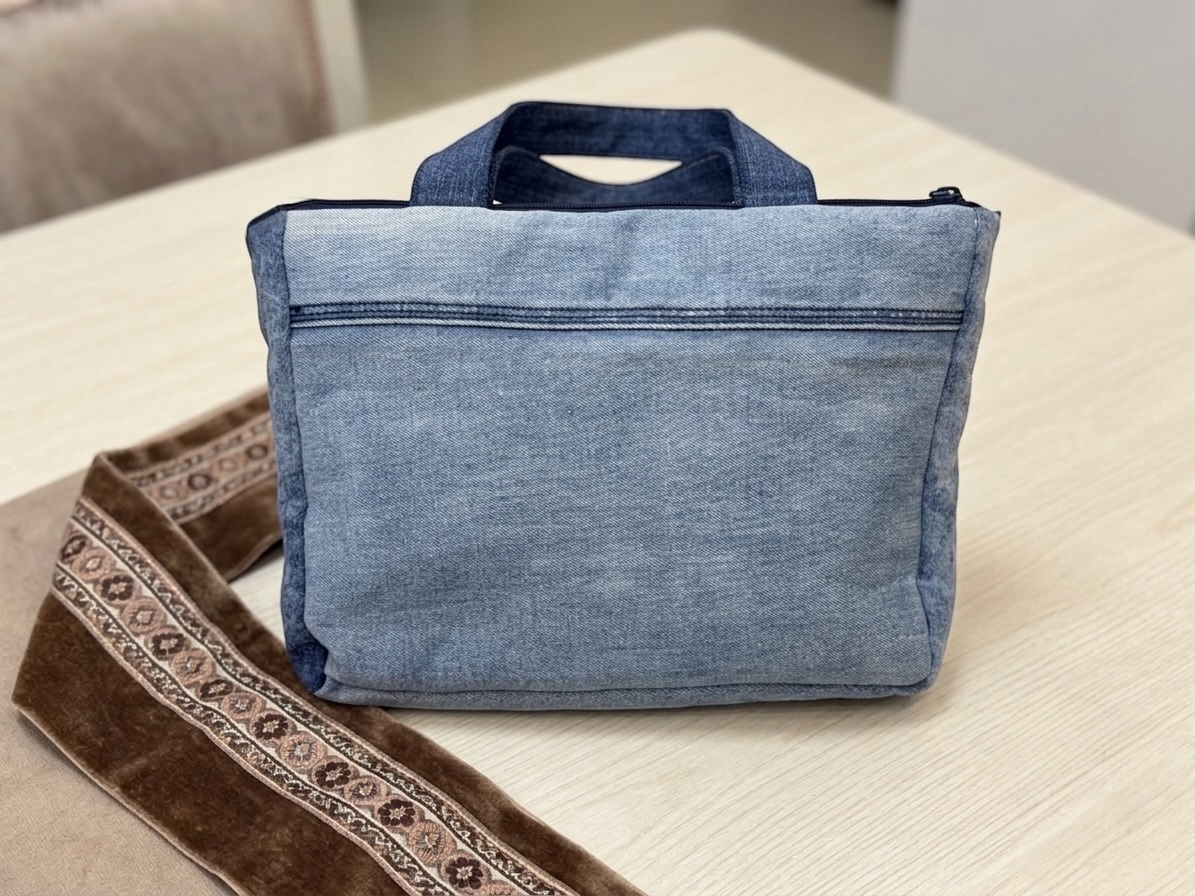 The Original VINTRO Tote